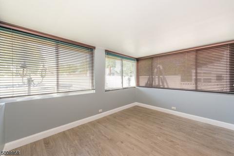 151 Crest Dr, Belleville, NJ 07109 photo 13