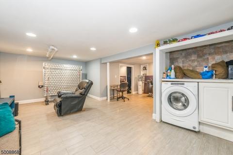 151 Crest Dr, Belleville, NJ 07109 photo 21