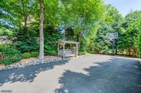 8 Brook Rd, Upper Saddle River, NJ 07458 photo 20