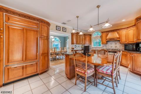 8 Brook Rd, Upper Saddle River, NJ 07458 photo 13