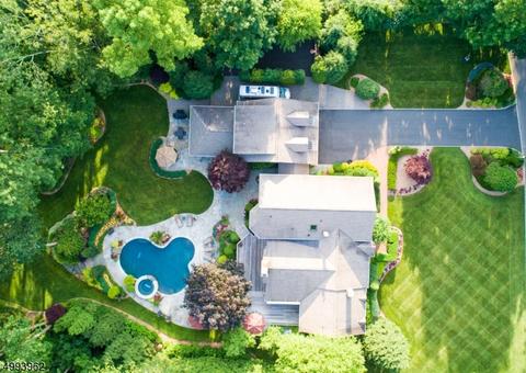 8 Brook Rd, Upper Saddle River, NJ 07458 photo 2