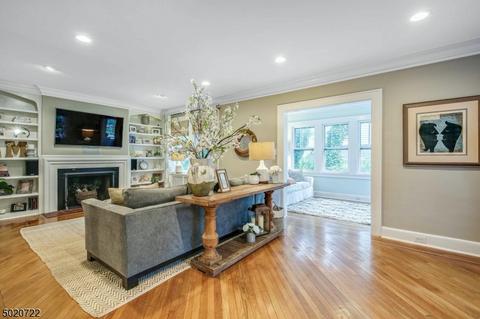 60 Courter Ave, Maplewood, NJ 07040 photo 2
