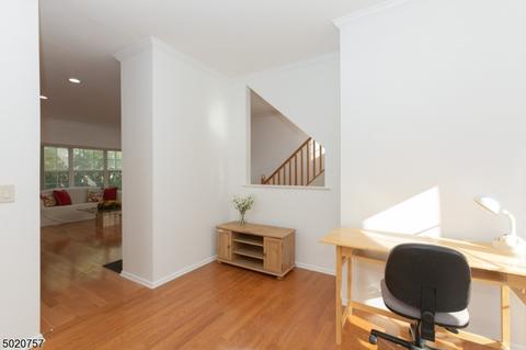 1806 Springbrook Ct, Whippany, NJ 07981 photo 8
