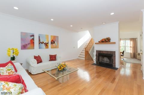 1806 Springbrook Ct, Whippany, NJ 07981 photo 4