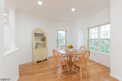 1806 Springbrook Ct, Whippany, NJ 07981 photo 7