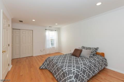 1806 Springbrook Ct, Whippany, NJ 07981 photo 16