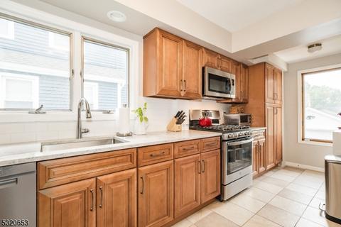 17 Hazel Ter, Nutley, NJ 07110 photo 14