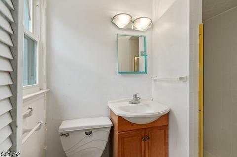 3 Beechtree Rd, Roseland, NJ 07068 photo 16