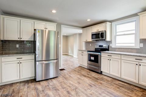 15 Monroe St, Washington, NJ 07882 photo 1