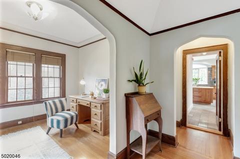35 Stephen St, Montclair, NJ 07042 photo 6