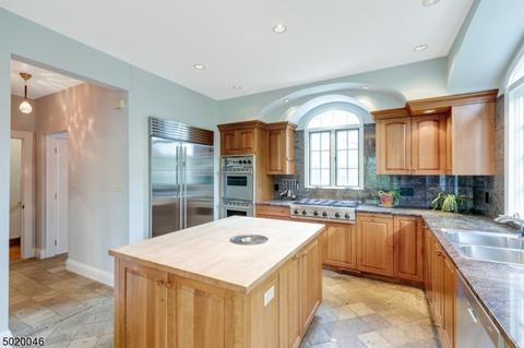 35 Stephen St, Montclair, NJ 07042 photo 9