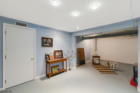 35 Stephen St, Montclair, NJ 07042 photo 22