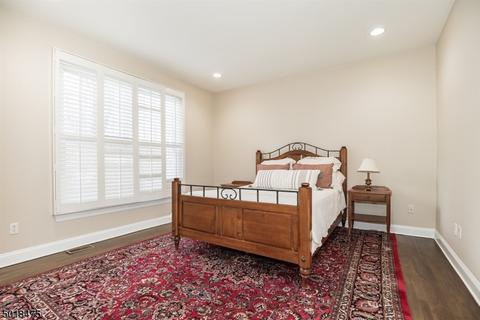 8 Mackenzie Ct, Sparta, NJ 07871 photo 15