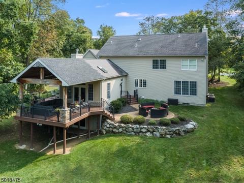 8 Mackenzie Ct, Sparta, NJ 07871 photo 5