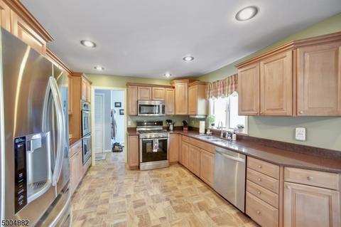 9 Cherry Ln, Mendham, NJ 07945 photo 7