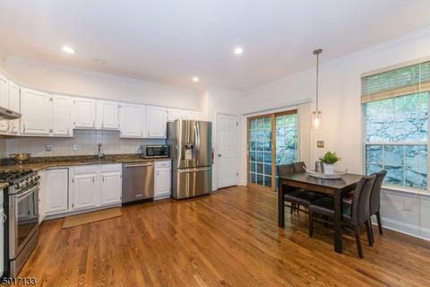 42 Harrier Ct, Wayne, NJ 07470 photo 4