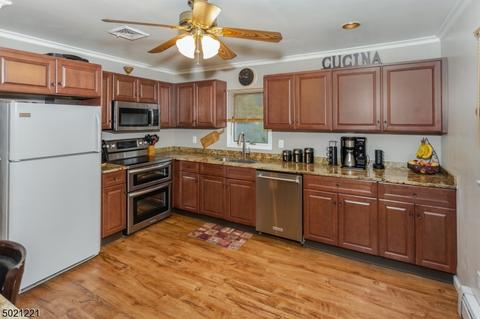 17 Beech St, Stanhope, NJ 07874 photo 9