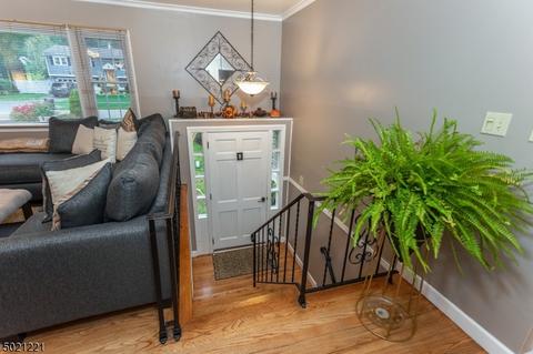 17 Beech St, Stanhope, NJ 07874 photo 3