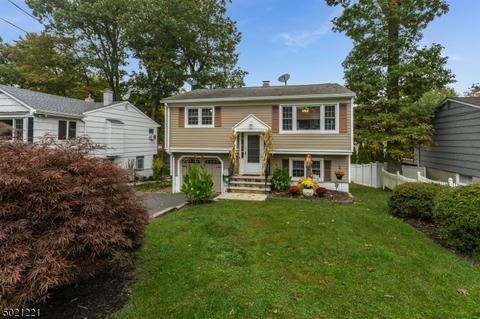17 Beech St, Stanhope, NJ 07874 photo 2