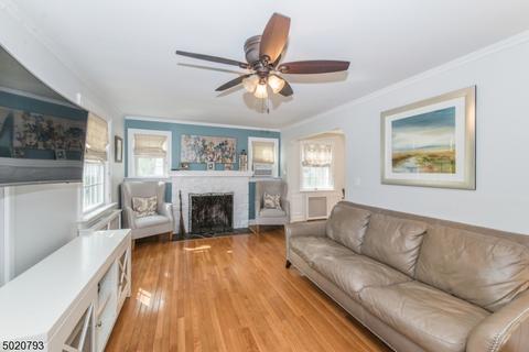171 Beechwood Dr, Wayne, NJ 07470 photo 2