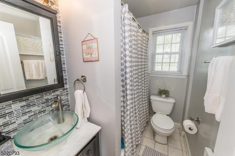 171 Beechwood Dr, Wayne, NJ 07470 photo 11