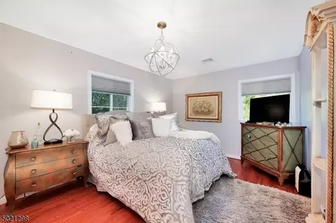102 Mac Donald Dr, Wayne, NJ 07470 photo 11