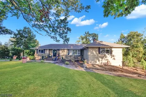 102 Mac Donald Dr, Wayne, NJ 07470 photo 1