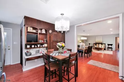 102 Mac Donald Dr, Wayne, NJ 07470 photo 10
