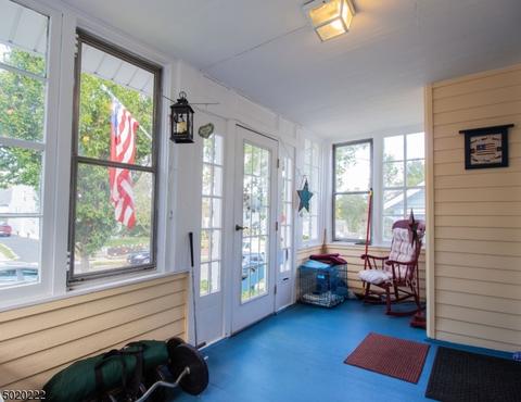 35 Holmes St, Nutley, NJ 07110 photo 5