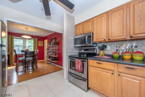9 Morris Rd, Stanhope, NJ 07874 photo 5