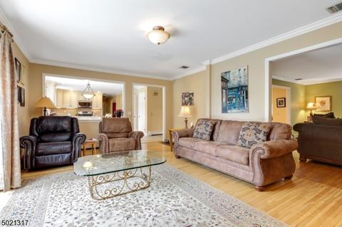 15 Rand Rd, Pine Brook, NJ 07058 photo 4
