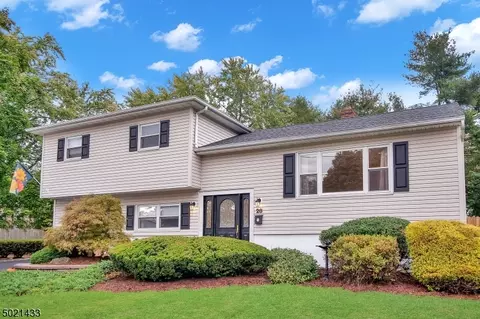 28 Dwyer Rd, Wayne, NJ 07470 photo 1