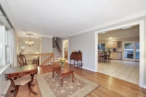 28 Dwyer Rd, Wayne, NJ 07470 photo 8