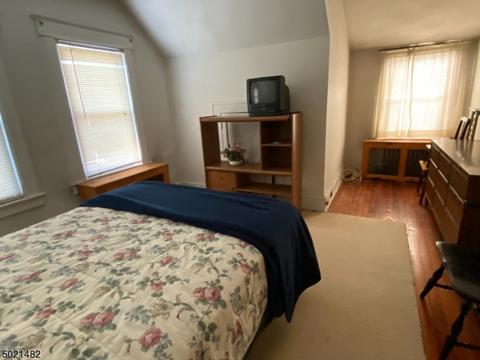 196 Herman St, Hackensack, NJ 07601 photo 8