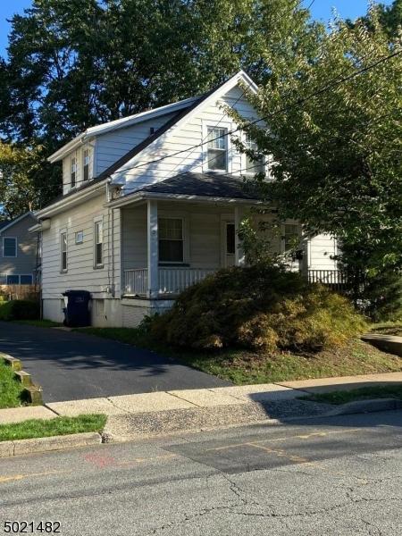 196 Herman St, Hackensack, NJ 07601 photo 1