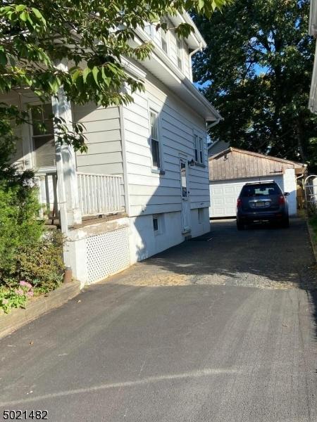 196 Herman St, Hackensack, NJ 07601 photo 11