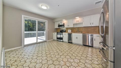 46 Howe Ave, Wayne, NJ 07470 photo 11