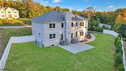 4 Massola Dr, Wayne, NJ 07470 photo 23