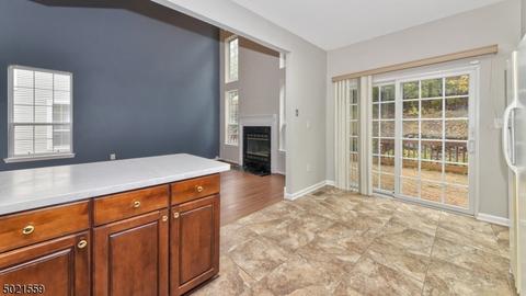 210 Warbler Dr, Wayne, NJ 07470 photo 9