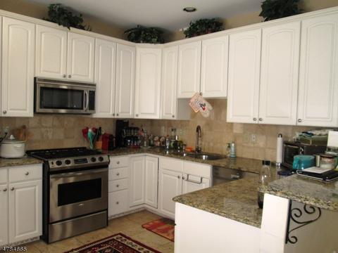 70 Eider Ct, Wayne, NJ 07470 photo 6