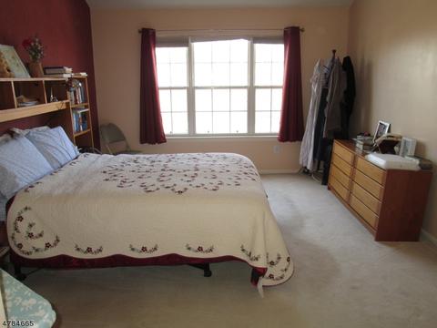 70 Eider Ct, Wayne, NJ 07470 photo 9