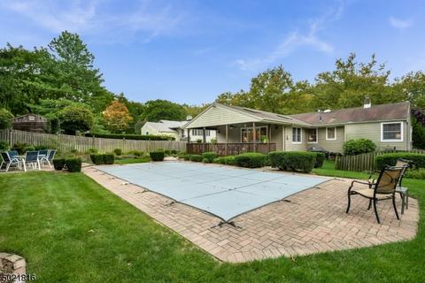 317 South Dr, Paramus, NJ 07652 photo 21