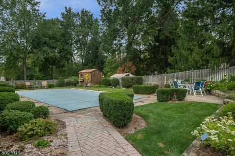 317 South Dr, Paramus, NJ 07652 photo 22