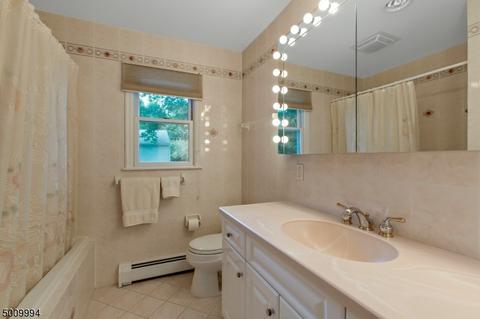 219 Homestead Rd, Paramus, NJ 07652 photo 21