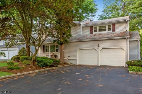 219 Homestead Rd, Paramus, NJ 07652 photo 2
