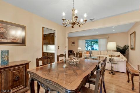 219 Homestead Rd, Paramus, NJ 07652 photo 9
