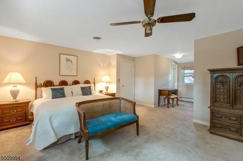219 Homestead Rd, Paramus, NJ 07652 photo 15