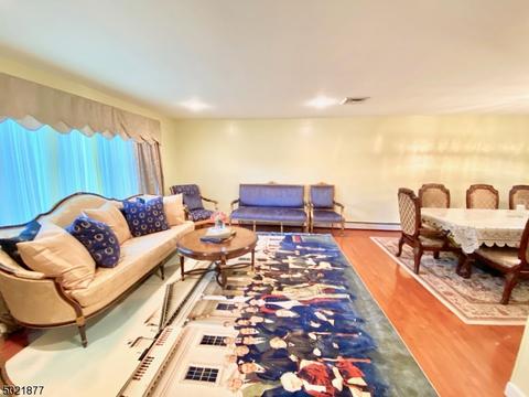 11 Mc Grogan Ct, Wayne, NJ 07470 photo 4
