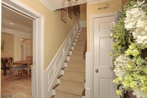 228 E Saddle River Rd, Saddle River, NJ 07458 photo 2