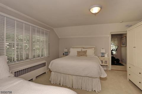 228 E Saddle River Rd, Saddle River, NJ 07458 photo 16